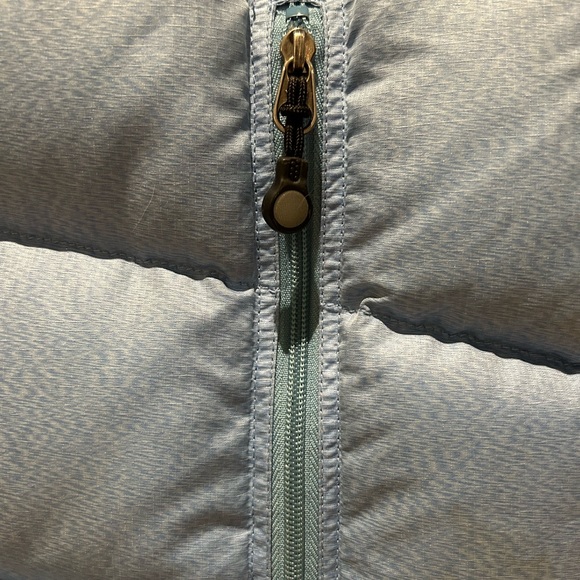 Patagonia Womans puffer vest size US M - Picture 4 of 5